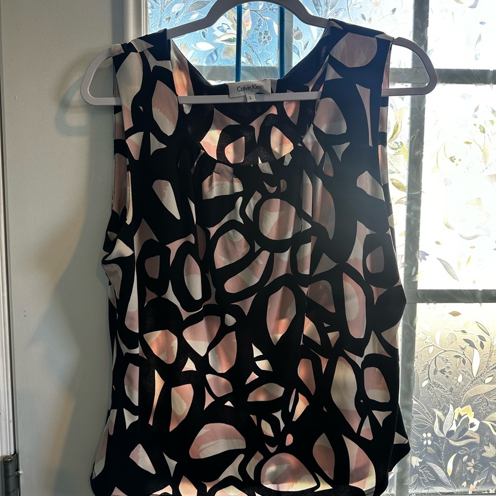 Calvin Klein Women's Top with Black and Pink Pattern